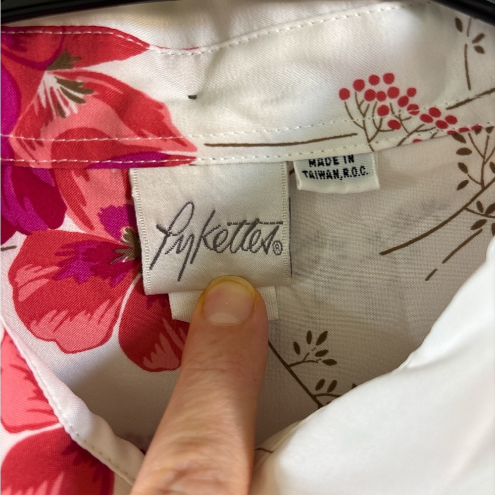 ❤️🍂Pykettes Chic Floral Button-Up Blouse - Picture 2 of 3